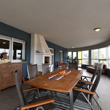 City Penthouse Vita Pula Bagian luar foto